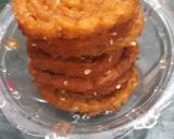 आटा मूंग दाल चकली (Aata moong dal chakli recipe in hindi) रेसिपी चरण 7 फोटो