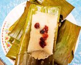 A picture of step 3 of Thai Sticky Rice Parcels with Raisins.