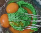 Foto langkah ke 4 dari resep Chiffon Cake Pandan Keju | Oven Tangkring.