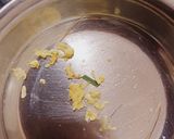 A picture of step 2 of Lemongrass ginger tea.