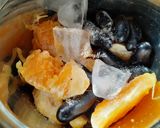 A picture of step 2 of Kinoo -Black Grapes Juice.