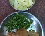 A picture of step 2 of Bhalla papdi chaat.