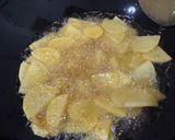 Foto langkah ke 2 dari resep Ayam Cincang Kentang masak Kecap.