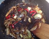Foto langkah ke 3 dari resep Bratwurst lada hitam.