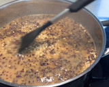 Foto del paso 4 de la receta: Arroz meloso con jamón ibérico, Idiazábal y alcachofa