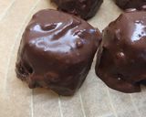Une image de l'étape 4 de Rochers chocolat et noix de coco râpée.