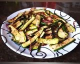 A picture of step 3 of Zucchini onion chips.