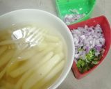 A picture of step 2 of Vegetable pakoray.