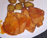 Foto del paso 3 de la receta: Lomo adobado casero a la plancha con patatas asadas