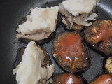 Bocaditos de berenjena🍆con queso🥯tomate y pollo🍅🍗🧀