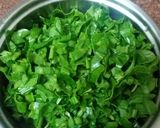 A picture of step 3 of Spinach mix dal.