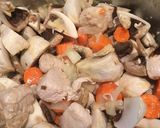 Francia pulykabecsinált (Blanquette de dinde) recept fázis 3 fotója