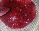 Foto del paso 5 de la receta: Panna cotta de pitaya con Coulis de frutos rojos