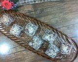 A picture of step 7 of Lamington (Austarilian cake).
