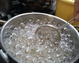 A picture of step 3 of Fried mung beans.