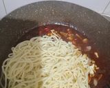 Foto langkah ke 4 dari resep Mie Goreng Bumbu Medok.