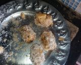 A picture of step 4 of Fish chop with chilli curd.