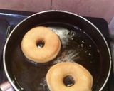 Foto langkah ke 8 dari resep Donat empuk tanpa kentang.