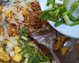 Foto langkah ke 3 dari resep Mie Goreng Tok Tok.