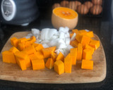 Foto del paso 1 de la receta: 🥣 💕 Sopita de calabaza dulce para levantar el ánimo! 🥣 💕
