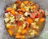 Foto langkah ke 5 dari resep Menu Anak : Capjay Udang Sayur.