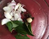 Foto langkah ke 2 dari resep Ikan dencis tumis merah (onkottumehmirah).