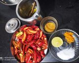 રાયતા મરચાં(Pickle Chilli Recipe in Gujarati) રેસીપી સ્ટેપ1ફોટો