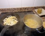 Foto del paso 1 de la receta: Orecchiette con habitas y jamón
