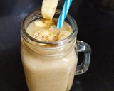 A picture of step 5 of Banana smoothie.
