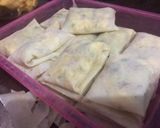 Foto langkah ke 2 dari resep Martabak Telur Bakso Sosis.