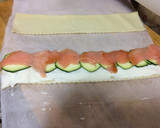 Foto del paso 3 de la receta: Flores de calabacín y salmón