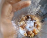 Foto del paso 3 de la receta: Dip🥙 de berenjena y cebolla tatemada🍆🌰🌯