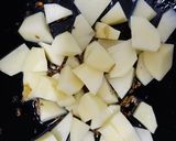 A picture of step 3 of Sabudana khichdi.
