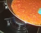 Foto del paso 8 de la receta: Tajín de carne de ternera con gombos y salsa de tomate - Mlokhiya
