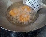 A picture of step 5 of Sabudana Vada.