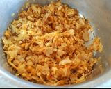 A picture of step 4 of Roti Upma.