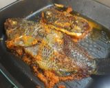 Foto langkah ke 3 dari resep Ikan panggang pedas.