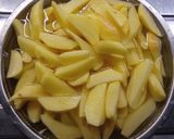 A picture of step 2 of Zero-Mile Artichoke Hearts with Fried Potatoes Sicily 👩‍🍳.
