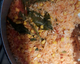 Foto del paso 7 de la receta: Arroz rojo con granos de elote y epazote