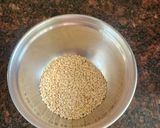 A picture of step 1 of Urad dal vadai.