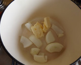 Foto del paso 1 de la receta: Crema otoñal de calabaza y zanahorias con almendras