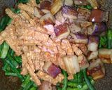 Foto langkah ke 4 dari resep Oseng Cabe Ijo Terong Kacang Panjang Tempe.