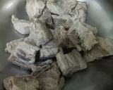 排骨年糕湯的食譜步驟1照片