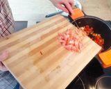 Foto del paso 2 de la receta: Lentejas con pollo y picatostes