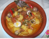 Foto del paso 5 de la receta: Níscalos con patatas y caracoles