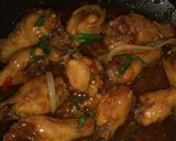 Foto langkah ke 5 dari resep Ayam goreng kecap pedas.