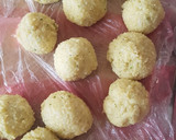 صورة لخطوة 2 من وصفة كرات الأرز بالصلصة