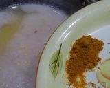 A picture of step 2 of Moong ki khati tarkay wali daal.