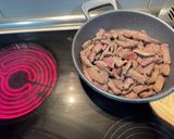 Foto del paso 4 de la receta: Ternera con oreja de judas estilo chino