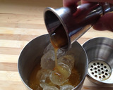 鮮果飲》鮮榨柳橙冰茶的食譜步驟4照片
